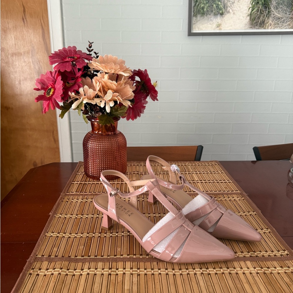 Chic Journee Collection Blush Slingback Heels